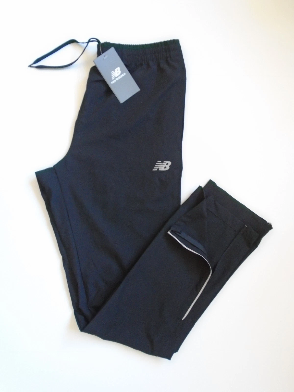 NEW BALANCE All Motion JOGGERS Mens Running Pants Black w/Back Pkt. Sz. S,M,L,XL
Opens in a new wind