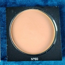 CHANEL Les Beiges Healthy Glow Sheer Powder No 60 SPF 15 Full Size .35oz Tester