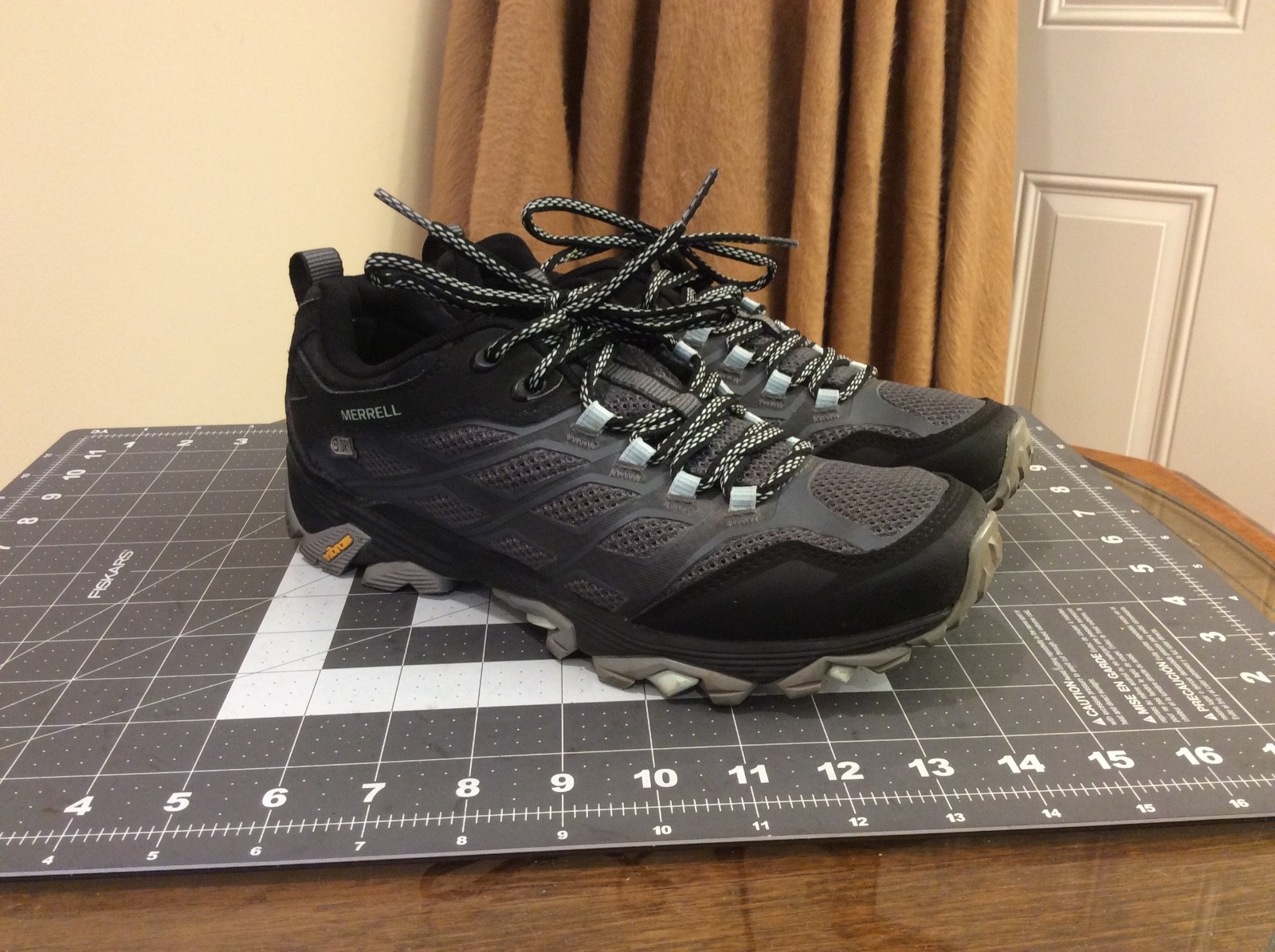 Scarpe da trekking Merrell Moab FST 2 Granite da donna taglia 8 M Vibram J37166