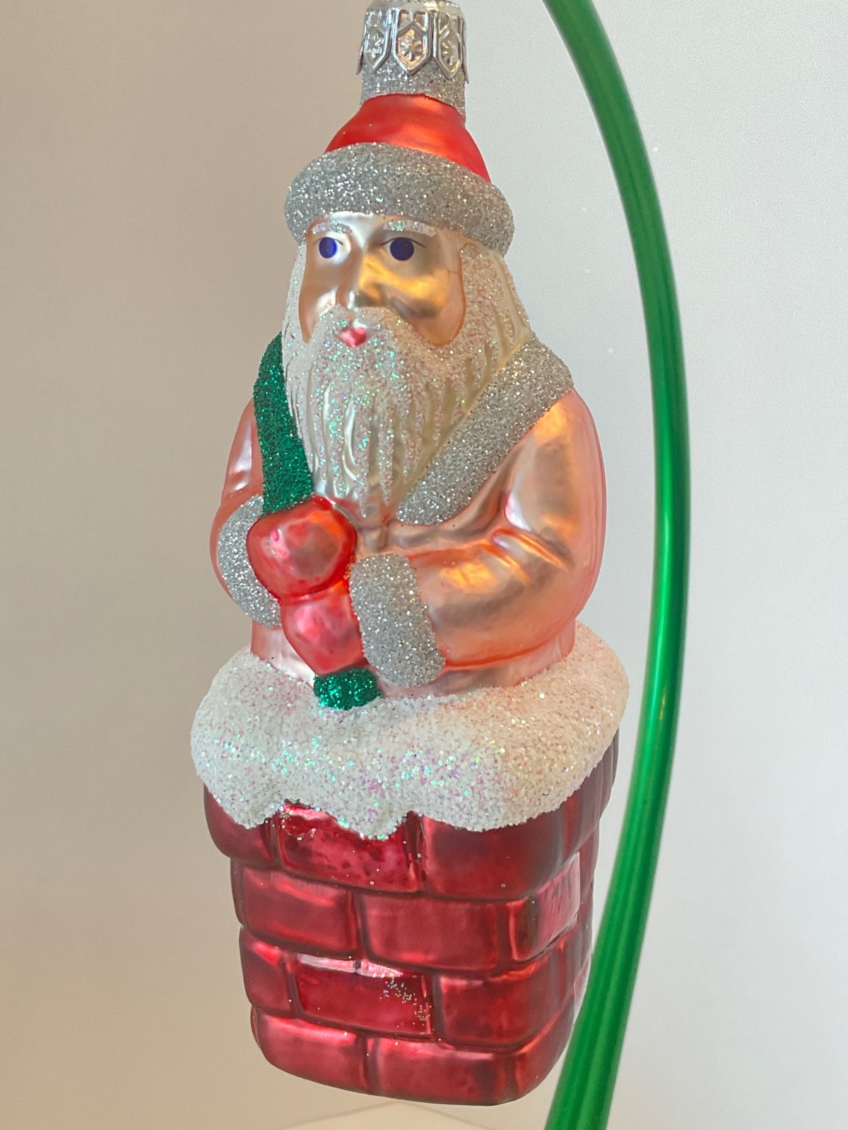 Patricia Breen Glass Christmas Ornament HERE COMES SANTA CLAUS Pink 5”