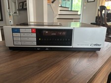 Quasar VH5031WW Top Loading Wood Grain VCR VHS Player