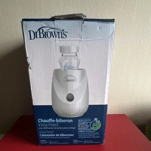 Dr. Brown’s Insta-Feed Stérilise les petites pièces, vapeur douce