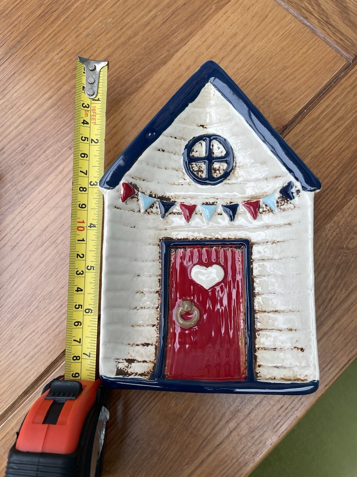 London Ornaments Summer House Dish LO25001 Ceramic House 3D Effect Gloss image 3