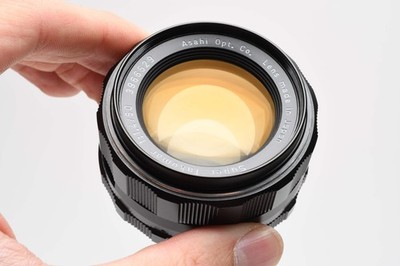 Pentax Super-Takumar 50mm f1.4 M42 mount lens, caps, Mint-