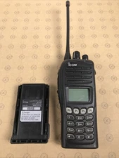 ICOM IC-F4061T UHF 400-470 MHz 5W Two Way Portable Radio W/ Battery Handheld