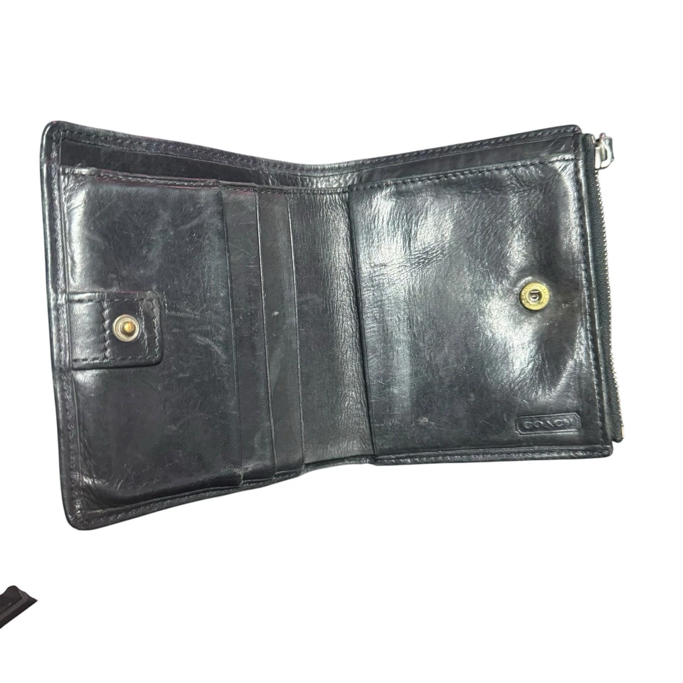 Auténtica billetera Coach vintage de cuero genuino de caoba con cremallera alrededor Foto 3 de 4