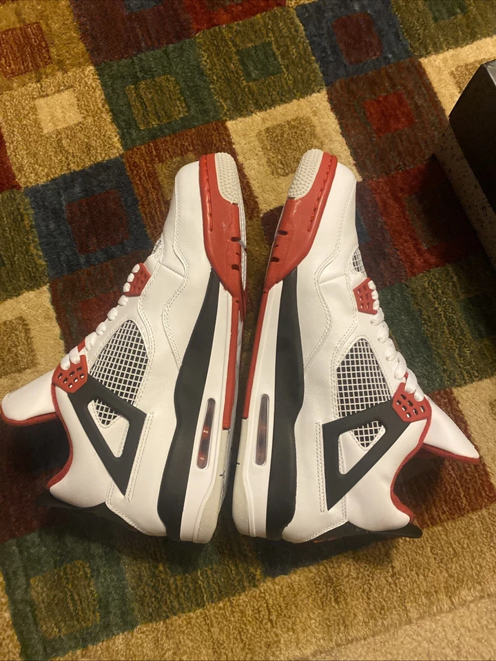 Air Jordan 4 Rojo Fuego 2012 Talla 12 308497-110 Falta Etiqueta Colgante Accesorio Foto 3 de 4