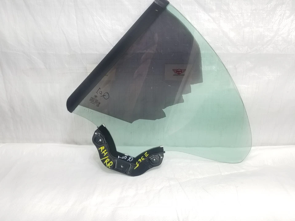 2004-2005 BMW 645Ci Convertible Rear Right Passenger Quarter Window Glass OEM - Image 3 of 4