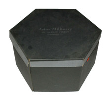 VINTAGE GRAY HEXAGONAL HAT BOX ASTOR MILLINERY 311 MARKET STREET HARRISBURG PA