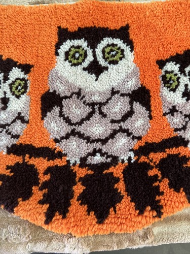 "Alfombra colgante de pared de colección de los años 70 hecha a mano búho alfombra colgante de pared mamá y bebé búhos HALLOWEEN 40""" - Imagen 6 de 14