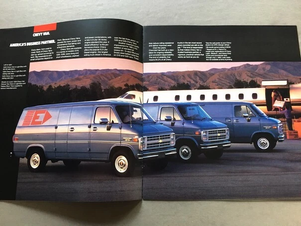 1985 Chevrolet Van 16-page Original Large Sales Brochure Catalog - G20 G30 Foto 2 de 4