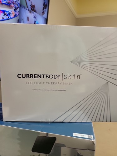 CurrentBody Skin LED Lichttherapie Maske R4 - Bild 2 von 7