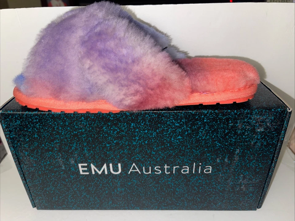 NUEVO EN CAJA EMU Australia Mayberry Tie Dye Piel de Oveja Lana Zapatillas Rosa Púrpura Para Mujer Foto 2 de 4