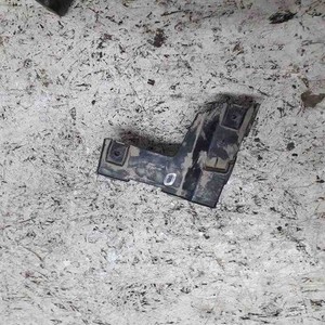 VW JETTA III 1K2 Stoßstangenhalter vorne rechts 2.48 2006 32113177