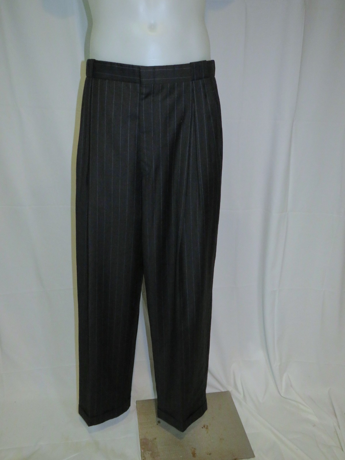 Raphael Wardrobe Design Bespoke Gray Striped Thre… - image 10