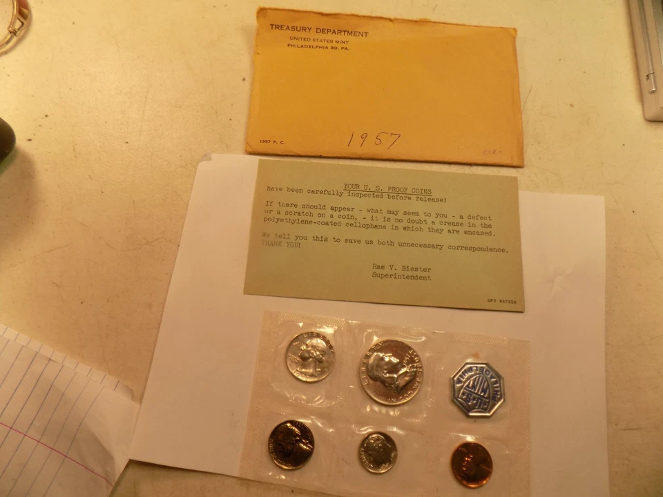 1957 1958 Estados Unidos como nuevo juegos de prueba en sobre marrón original ~~ 5 monedas cada uno Foto 2 de 4