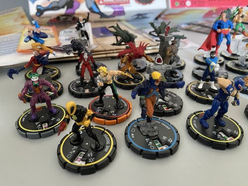 DC Heroclix Hypertime Premier Edition Game WizKids 2002 35 Heroclix Figures - Picture 2 of 19