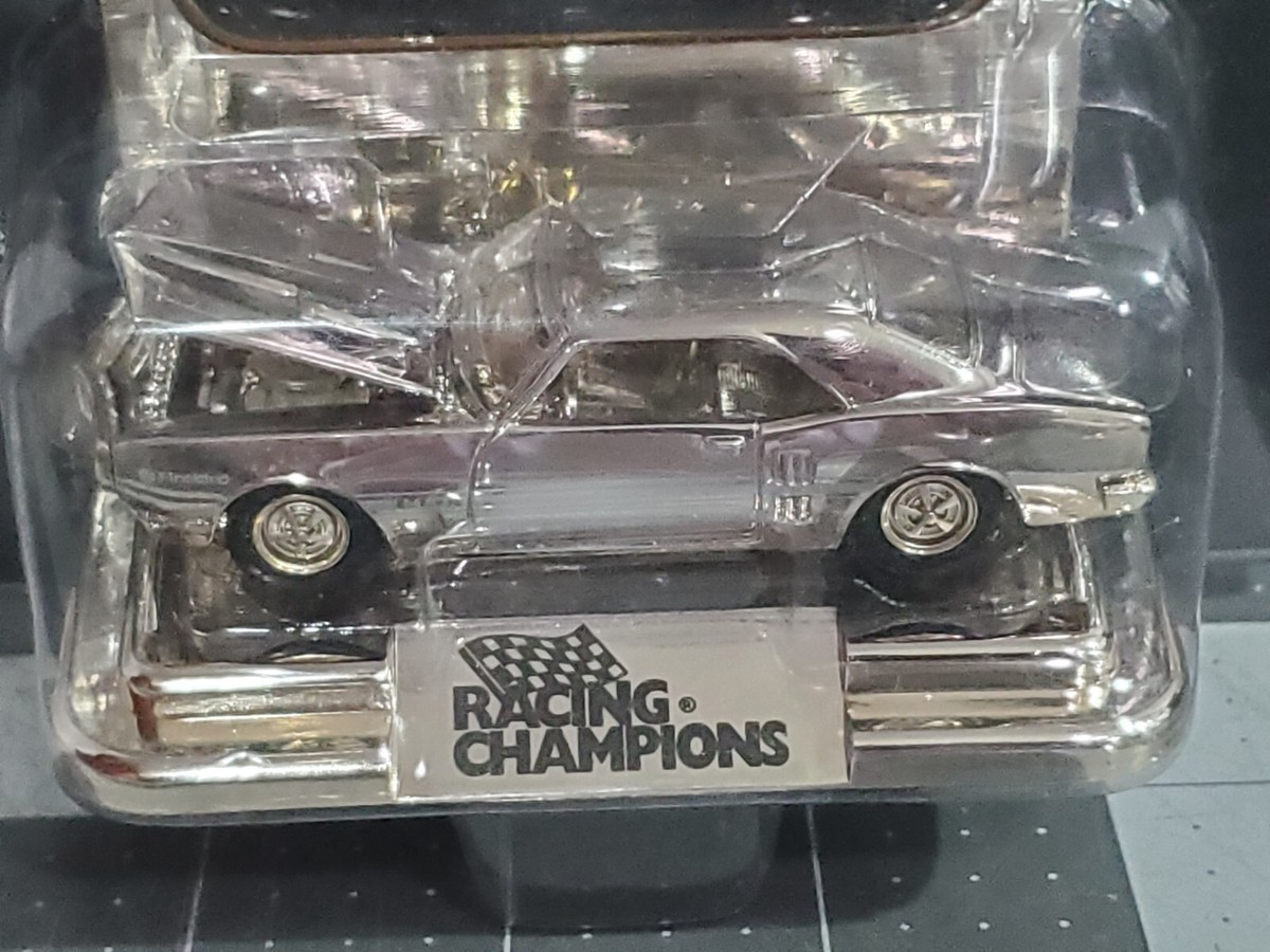 Racing Champions Mint Platinum Motor Trend 50th Anniversary
