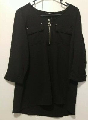 Emily D Popover Top Small Black Silver Accent Scoop Neck 3/4 Sleeve Pullover