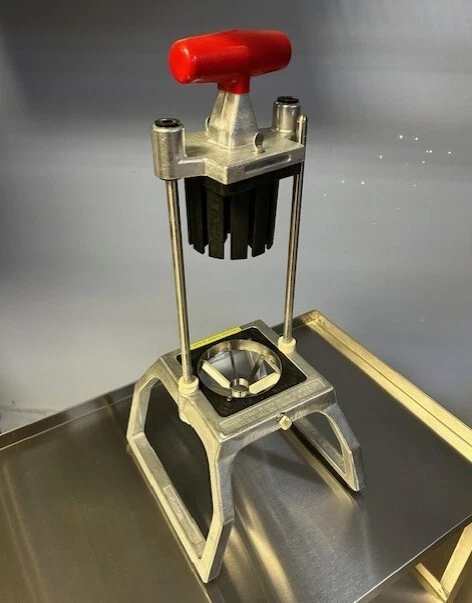 Cuña manual de mesa Vollrath 15009 Insta Cut 3,5 6 secciones Foto 3 de 4