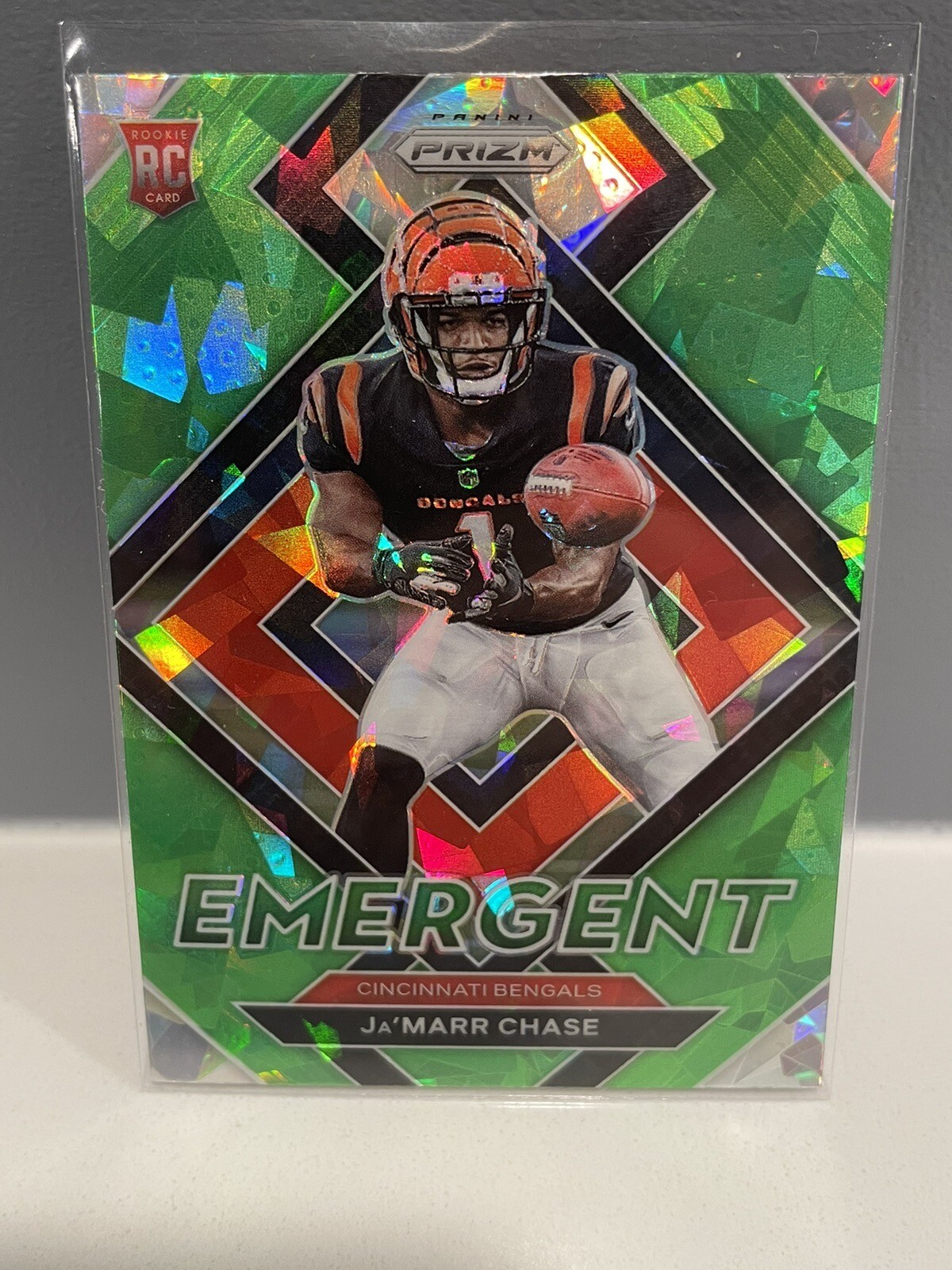 2021 Panini Prizm - Ja'Marr Chase Emergent Green Ice #E-7 (RC)