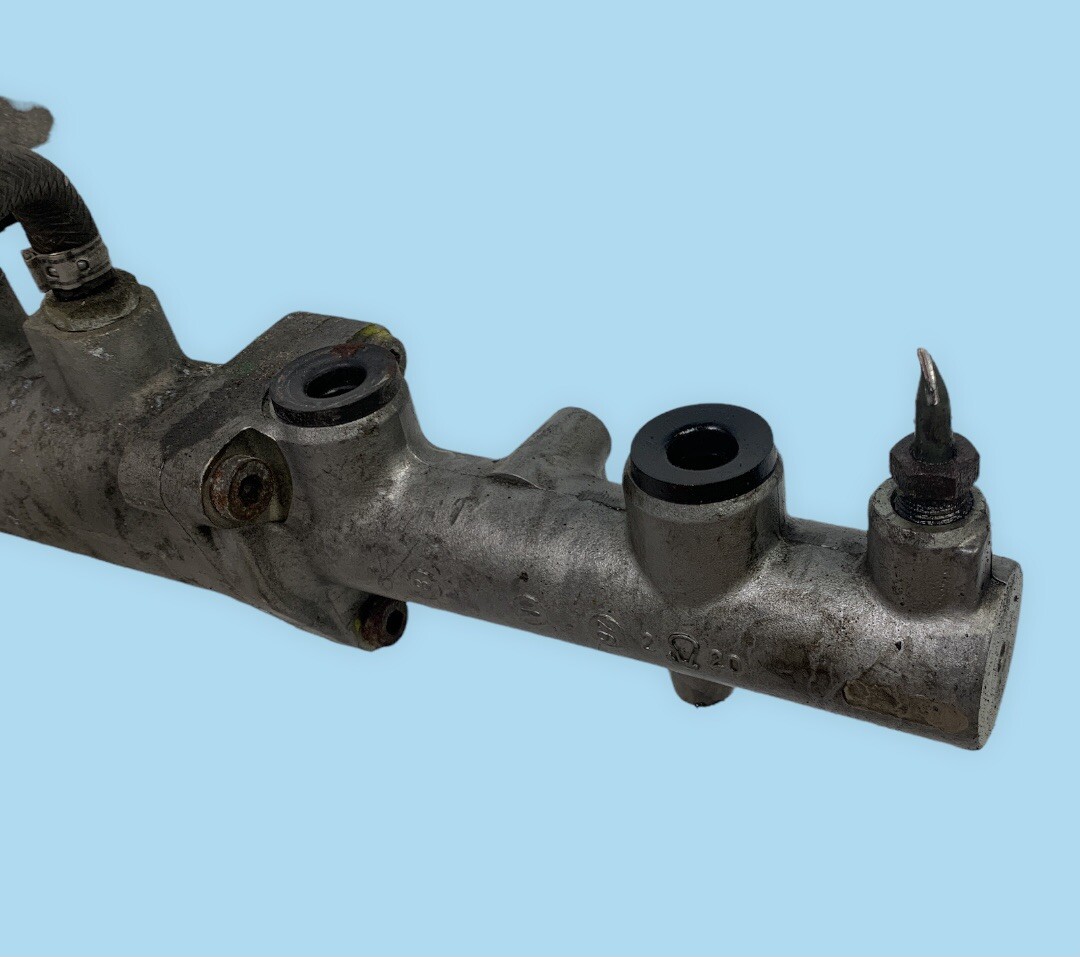 Brake Master Cylinder Assembly OEM 99-01 Bentley Arnage