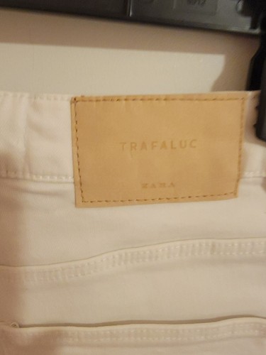 Zara Trafaluc TRF Shorts Size 2 White rockabilly Daisy Dukes Festival Concert - Picture 3 of 8