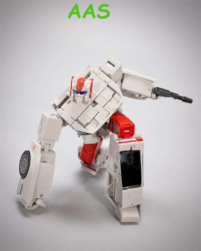 In Stock New MMC Ocular Max PS-25 Navigant Streetwise Action Figure Toy - Image 2 of 4