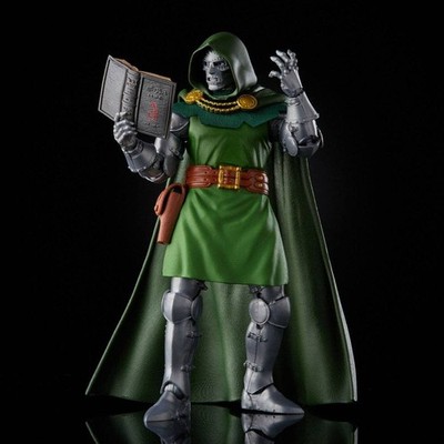 Hasbro Marvel Legends Fantastic Four Dr. Doom