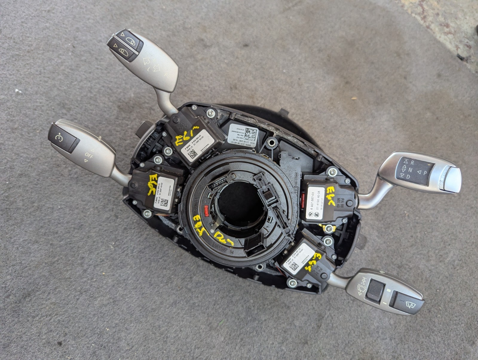 BMW 7 Series E65 Gear Selector Stalk Assembly with Squib Angle Sensor 6927887 9138467