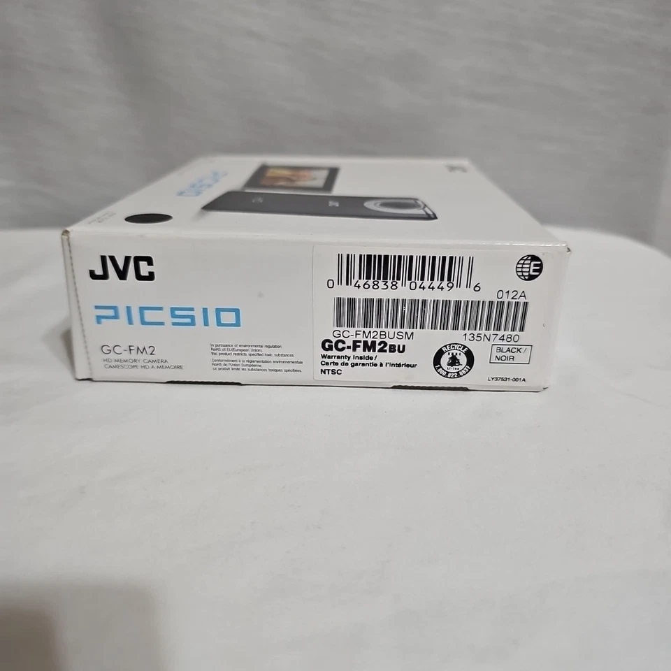 JVC PICSIO GC-FM2BU Full HD Video Pocket Camcorder w/ Touch Screen Lightweight - Image 4 of 4