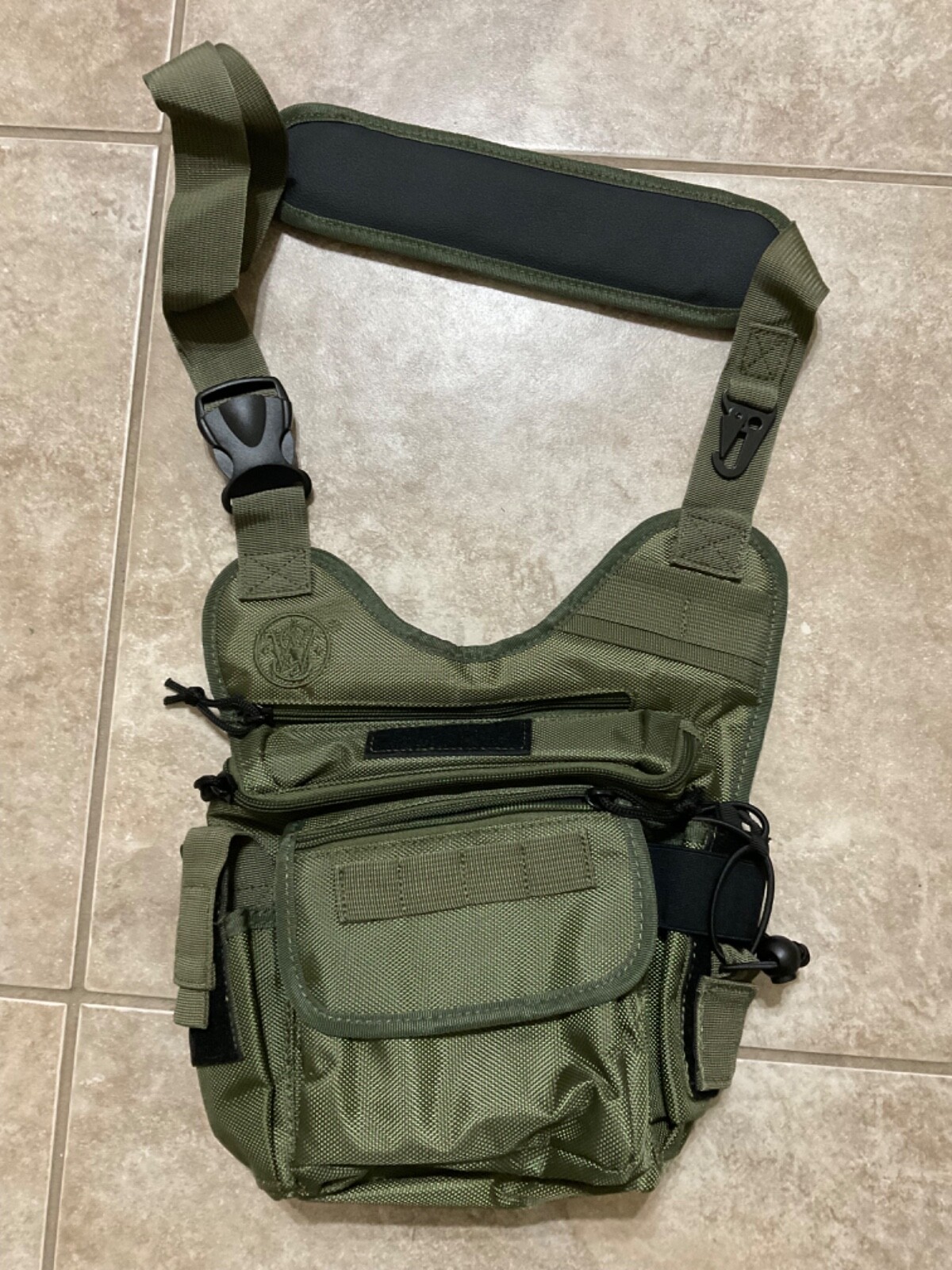 Smith & Wesson M&P Bug Out Bag Tactical Sling Pack NEW International