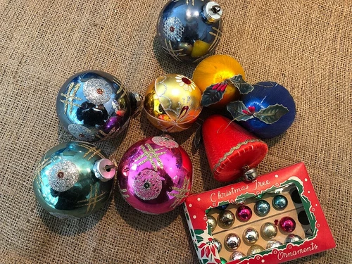 vintage collection 1960/70's glass & satin Christmas tree decorations x 9 items