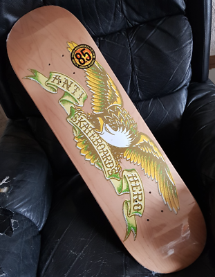 ANTI HEROスケートボード SHAPED EAGLE8.5 Anti-Hero Classic Eagle 8.5