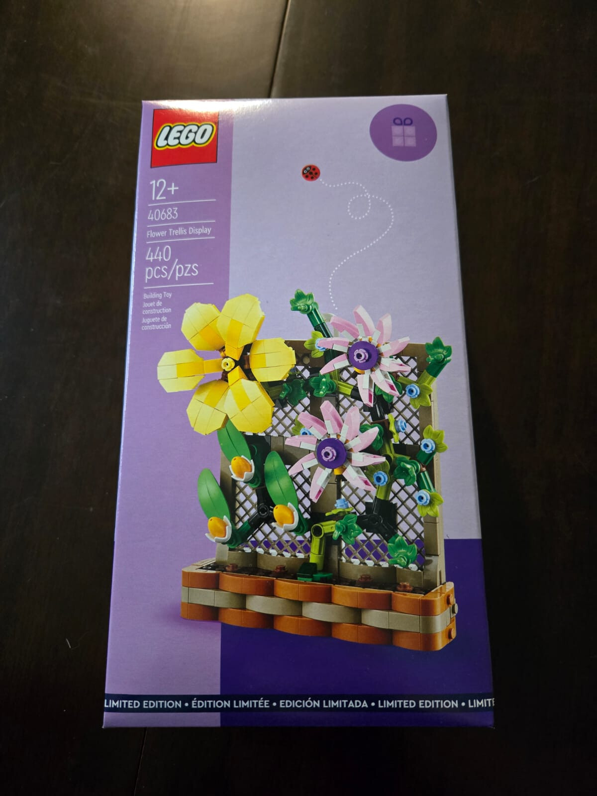Limited Edition LEGO Flower Trellis Display 40683 New