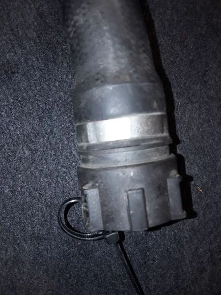 2005 BMW 545I НИЖНИЙ ШЛАНГ РАДИАТОРА - Изображение 4 из 4