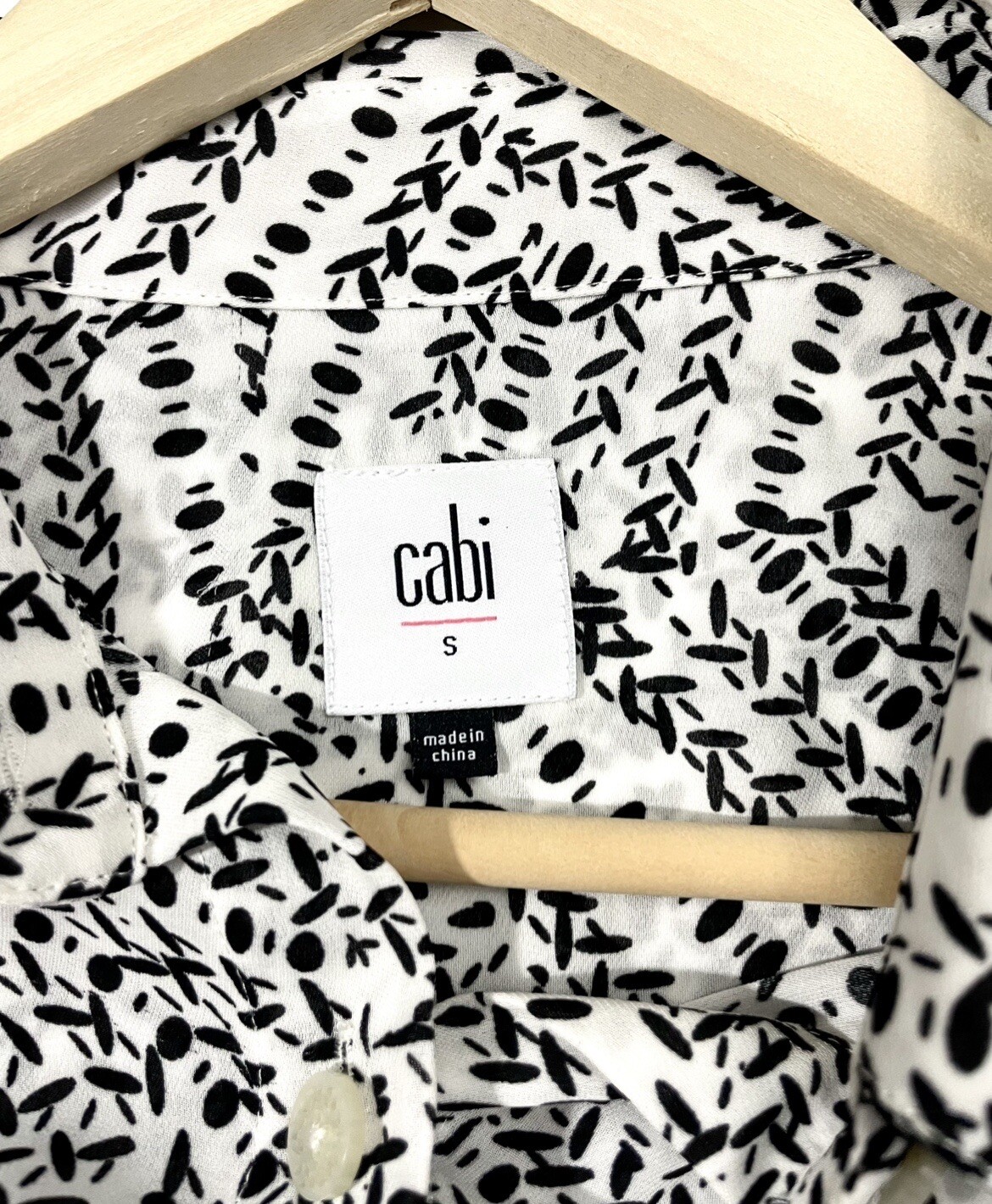 Cabi Split Back Button Up Blouse Size Small - image 2