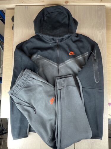Men’s Nike Tech Fleece Full Tracksuit Black/ Grey/ Orange - L/ XL (Tech556)