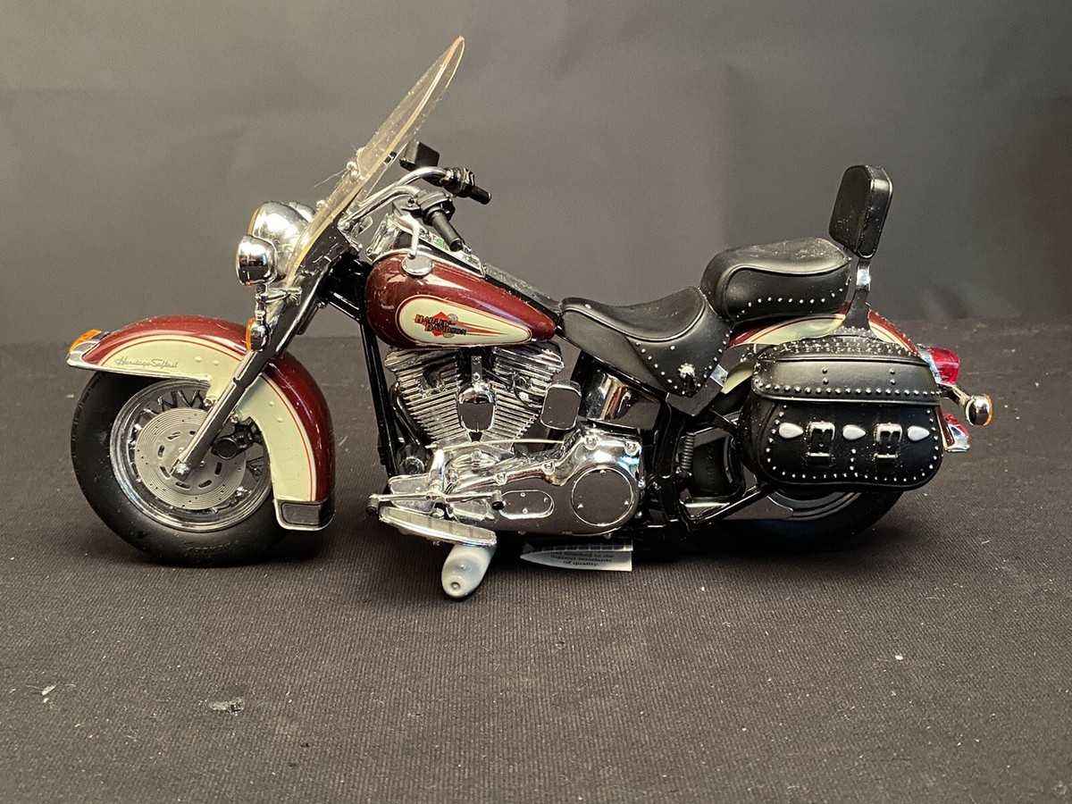 FRANKLIN MINT HARLEY-DAVIDSON HERITAGE SOFTAIL CLASSIC FRANKLIN MINT HARLEY-DAVIDSON HERITAGE SOFTAIL CLASSIC