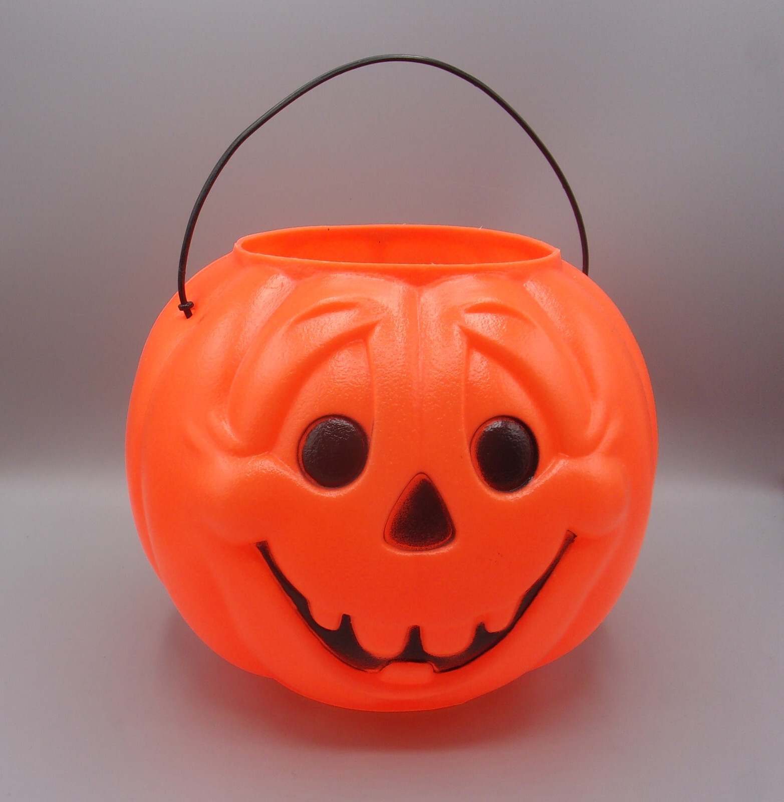 Vintage Halloween 7.5" Blow Mold Pumpkin Candy Pail Treat Bucket General Foam