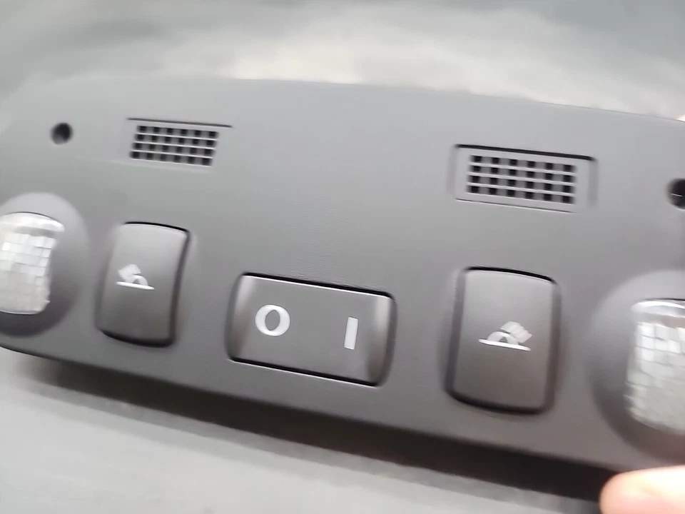 Audi S4 2005 luz interior de lectura superior Q2-330 -8H0947111 k Foto 3 de 4