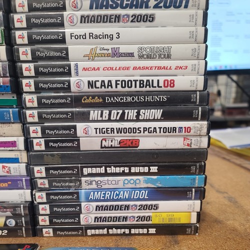 Sony PlayStation (PS) 2 Tiger Woods PGA Tour 10, Finding NEMO, and More Assorted - Picture 5 of 6