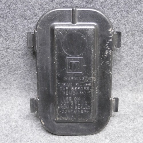 1988-1998 Chevy C/K 1500 2500 3500 Truck Brake Fluid Reservoir Cap Lid OEM I714
