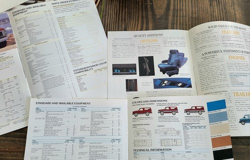 Lot Of 3 1991 GMC 12-page Sales Brochures V-Jimmy/Suburban, RALLY, SAFARI  - Picture 5 of 5