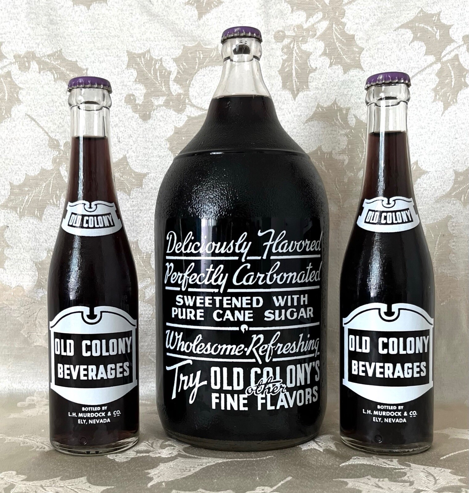 VINTAGE OLD COLONY GRAPE SODA BOTTLE SET eBay