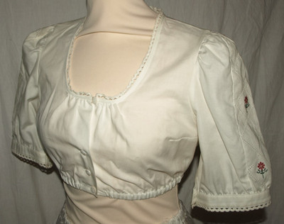 h. moser Trachten  Dirndl Bluse  Gr. 36  (E02)