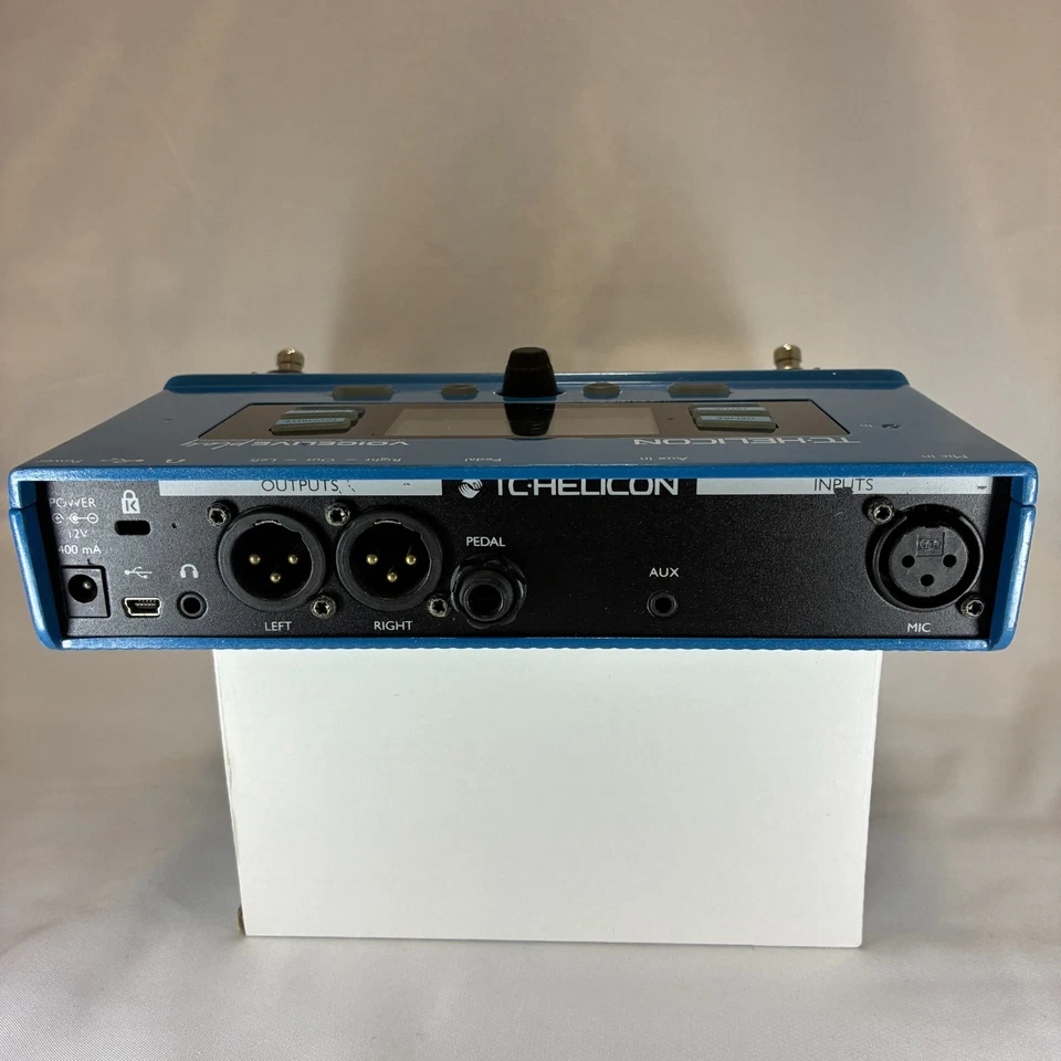 TC-Helicon VoiceLive Play Vocal Harmony Multi-Effects Processor Blue - Image 4 of 4