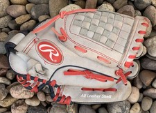 Rawlings 10.50  MPL105MT Model Glove. Used