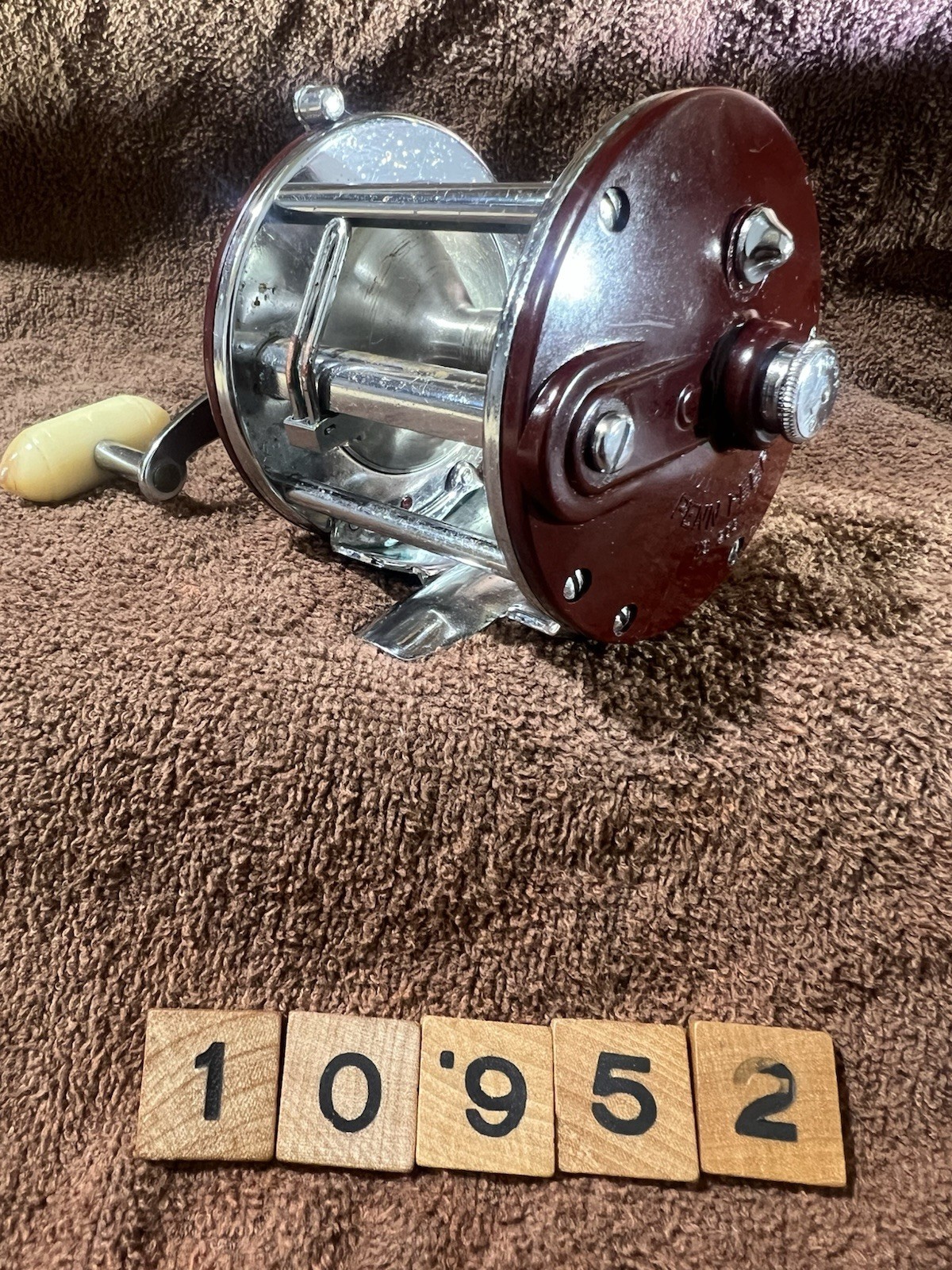 Penn Peer 209 Vintage Reel &bull; Clean & Working &bull; Bait Clic