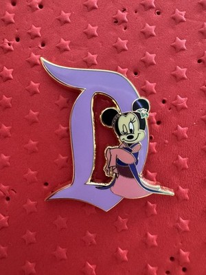 Minnie Mouse as Mulan Disneyland D Fantasy Disney Pin 2026 LE 50 